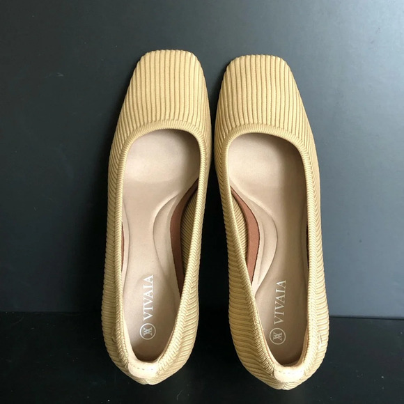 Vivaia Melody Square Toe Chunky Heel Pump Cream Ivory Size EUR 37.5 US 7 - Picture 12 of 12